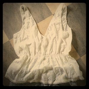 BB Dakota eyelet top